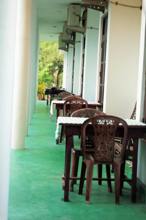 Panora Garden Hotel Mirissa Bagian luar foto