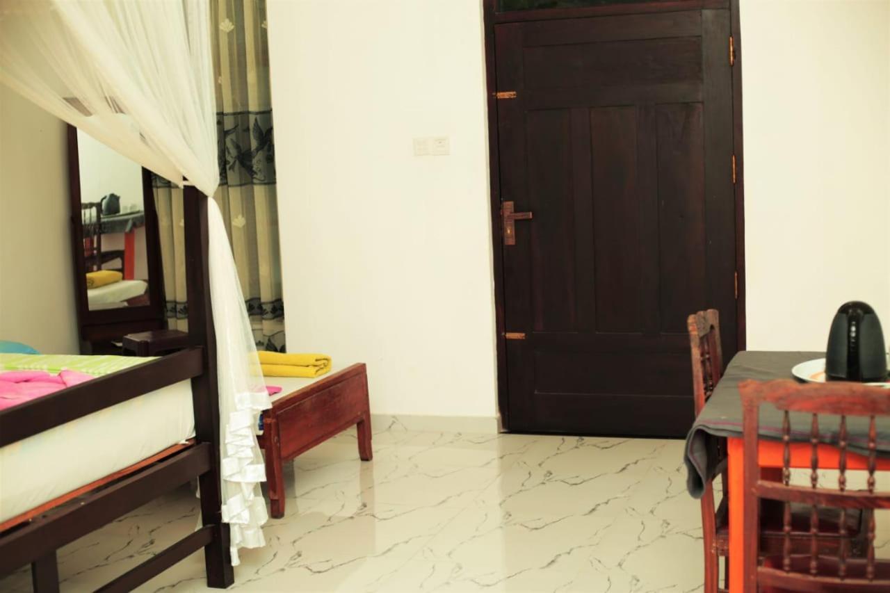 Panora Garden Hotel Mirissa Bagian luar foto